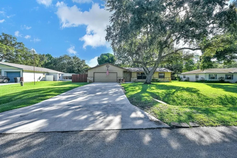 Unit for sale at 4410 Areca Palm Drive, Fort Pierce, FL 34982