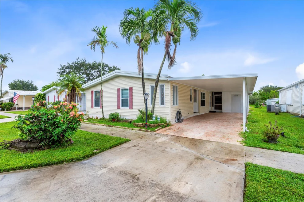Unit for sale at 6562 NW 37th Avenue, Coconut Creek, FL 33073
