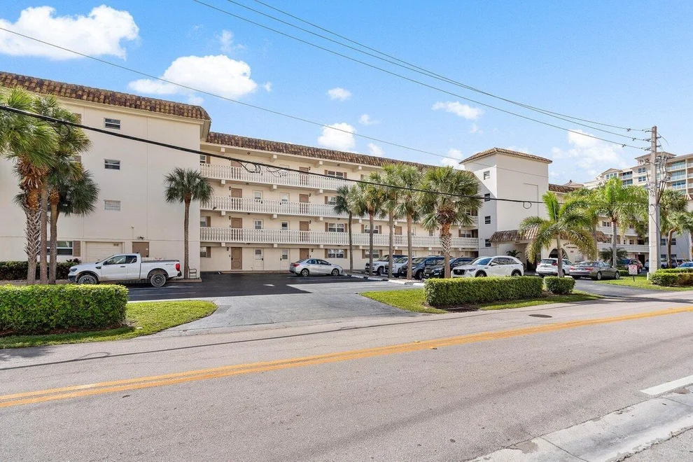 Unit for sale at 200 E Royal Palm Road, Boca Raton, FL 33432
