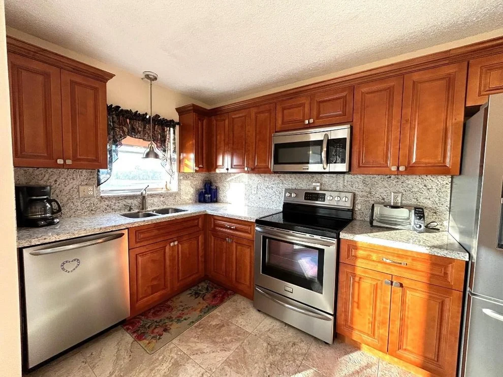 Unit for sale at 3951 Via Poinciana, Lake Worth, FL 33467