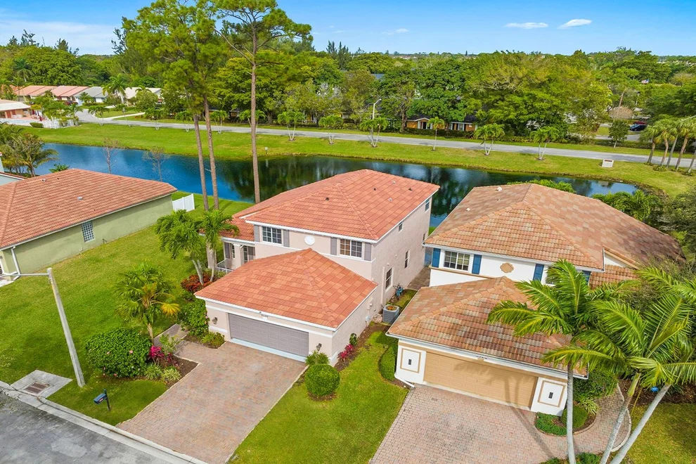 Unit for sale at 5540 American Circle, Delray Beach, FL 33484