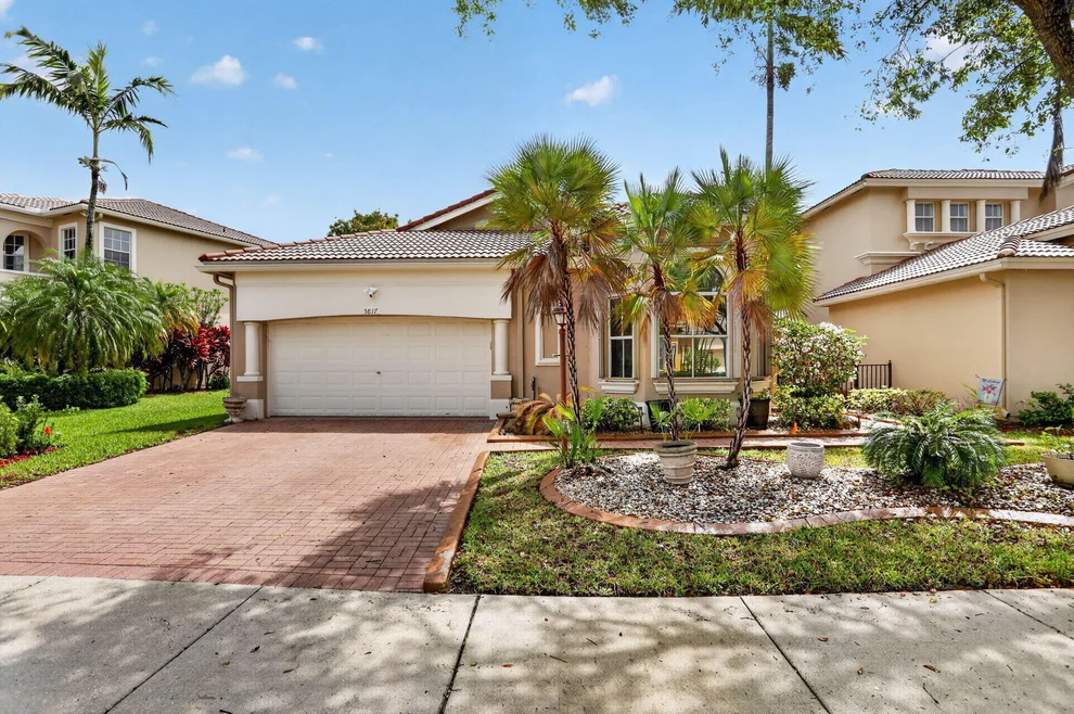 Unit for sale at 5817 NW 120th Avenue, Coral Springs, FL 33076