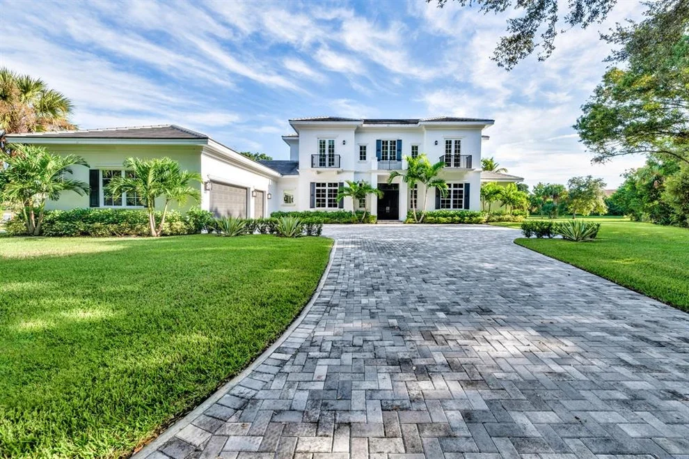 Unit for sale at 8056 Native Dancer Road E, Palm Beach Gardens, FL 33418