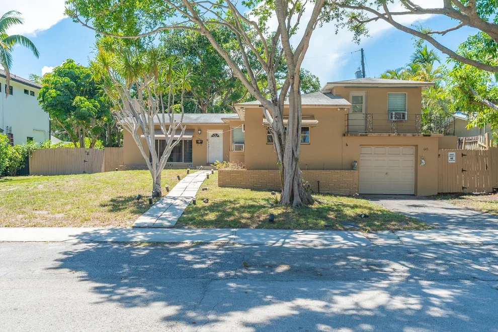 Unit for sale at 643 NE 18th Avenue, Fort Lauderdale, FL 33304
