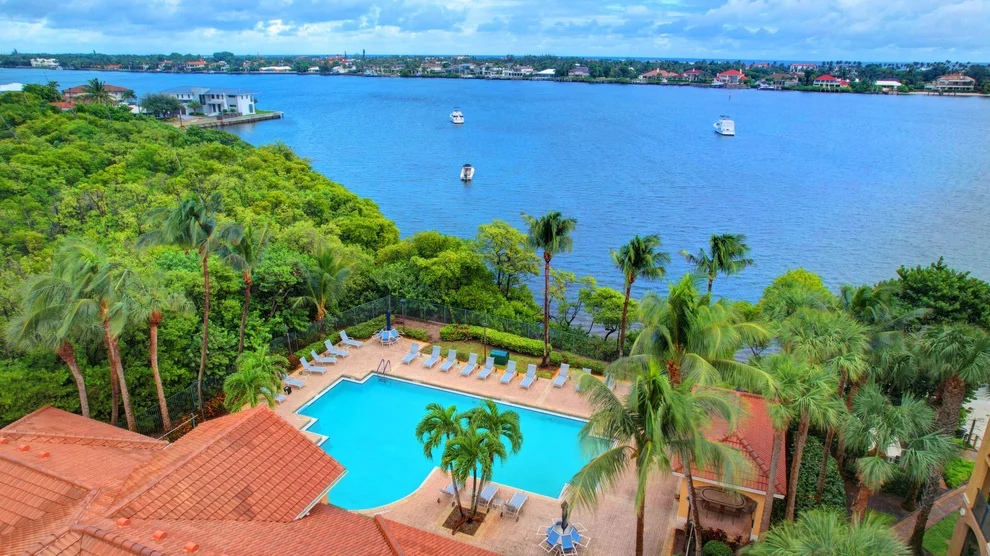 Unit for sale at 500 Scotia Drive, Hypoluxo, FL 33462