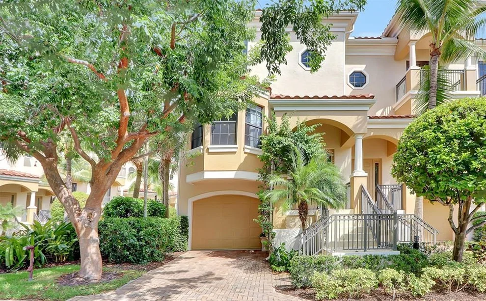 Unit for sale at 801 Del Sol Circle, Tequesta, FL 33469