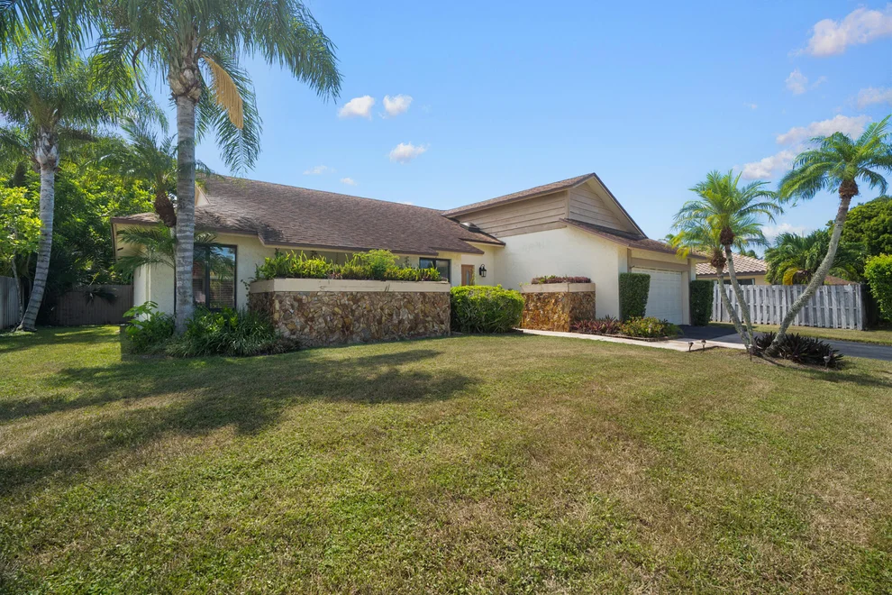 Unit for sale at 21465 Woodchuck Way, Boca Raton, FL 33428