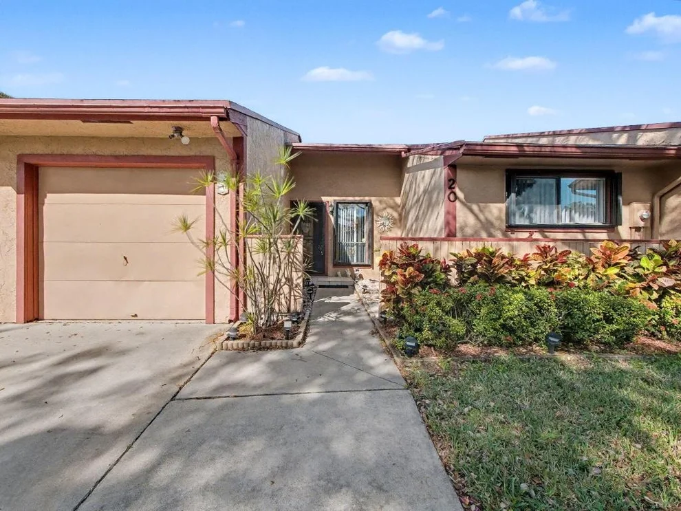 Unit for sale at 20 Walcott Drive, Boynton Beach, FL 33426