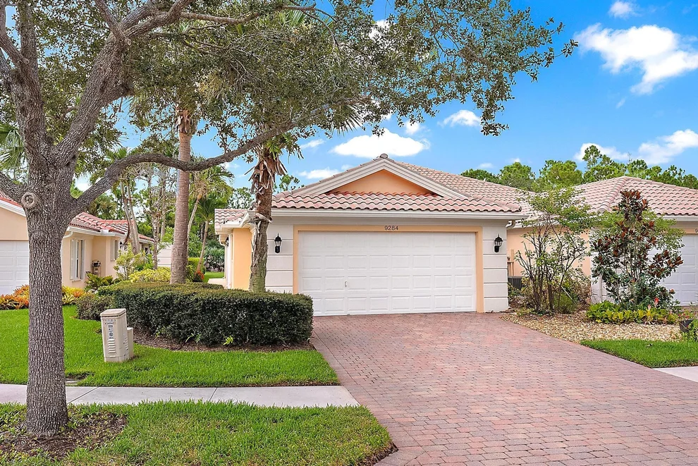 Unit for sale at 9284 SE Hawks Nest Court, Hobe Sound, FL 33455