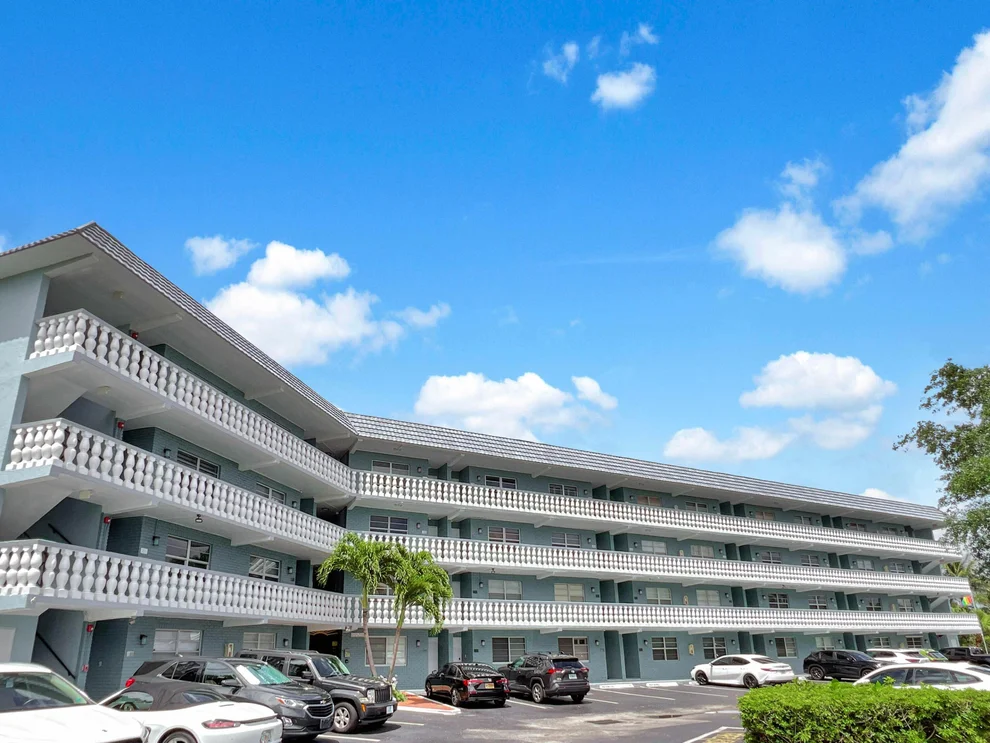 Unit for sale at 801 NE 18th Court, Fort Lauderdale, FL 33305