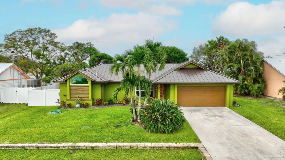 Unit for sale at 651 SW Mccracken Avenue, Port St Lucie, FL 34953
