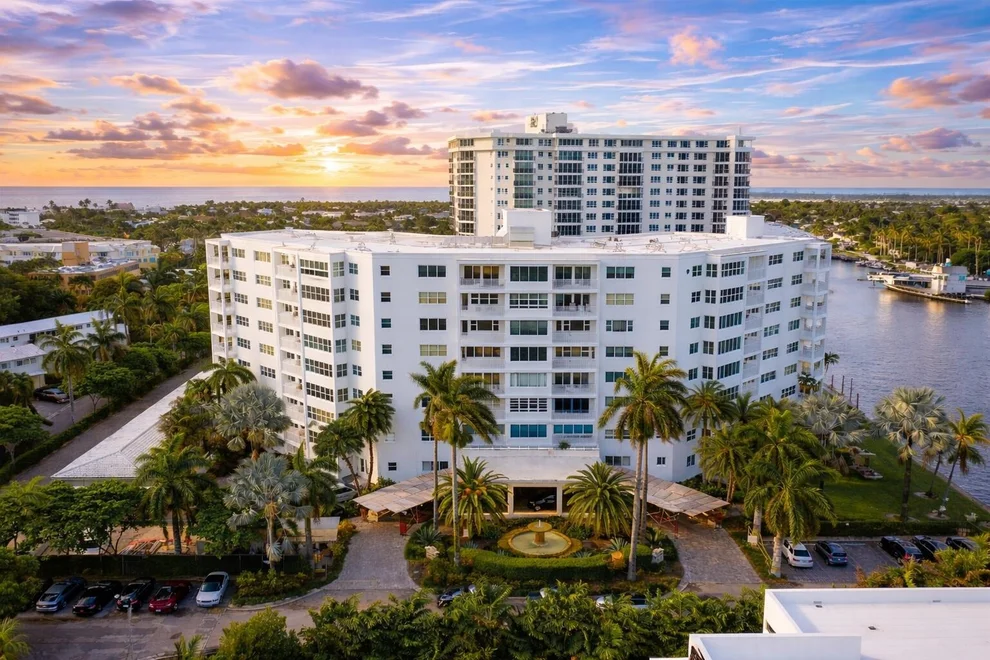 Unit for sale at 1000 Lowry Street, Delray Beach, FL 33483