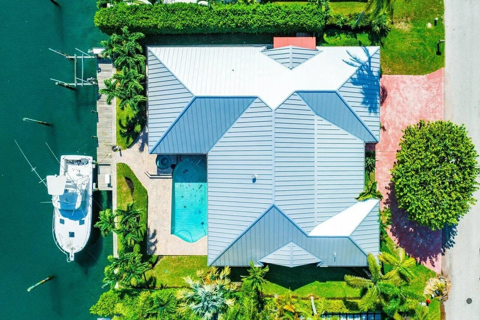 Unit for sale at 1070 Grand Bahama Lane, Singer Island, FL 33404