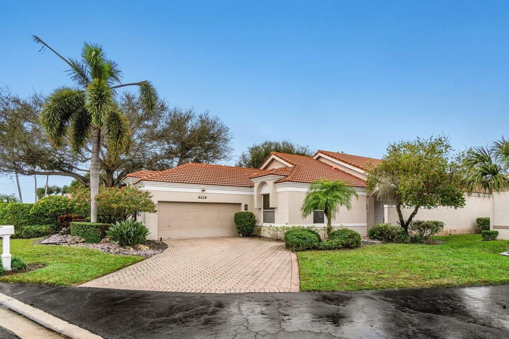 Unit for sale at 6219 Evian Place, Boynton Beach, FL 33437