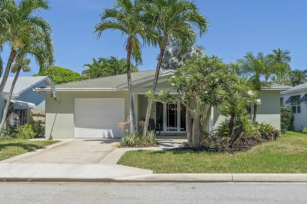 Unit for sale at 1106 N Lakeside Drive, Lake Worth Beach, FL 33460