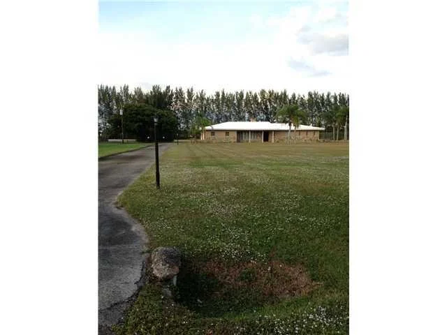 Unit for sale at 6633 Skyline Drive, Delray Beach, FL 33446