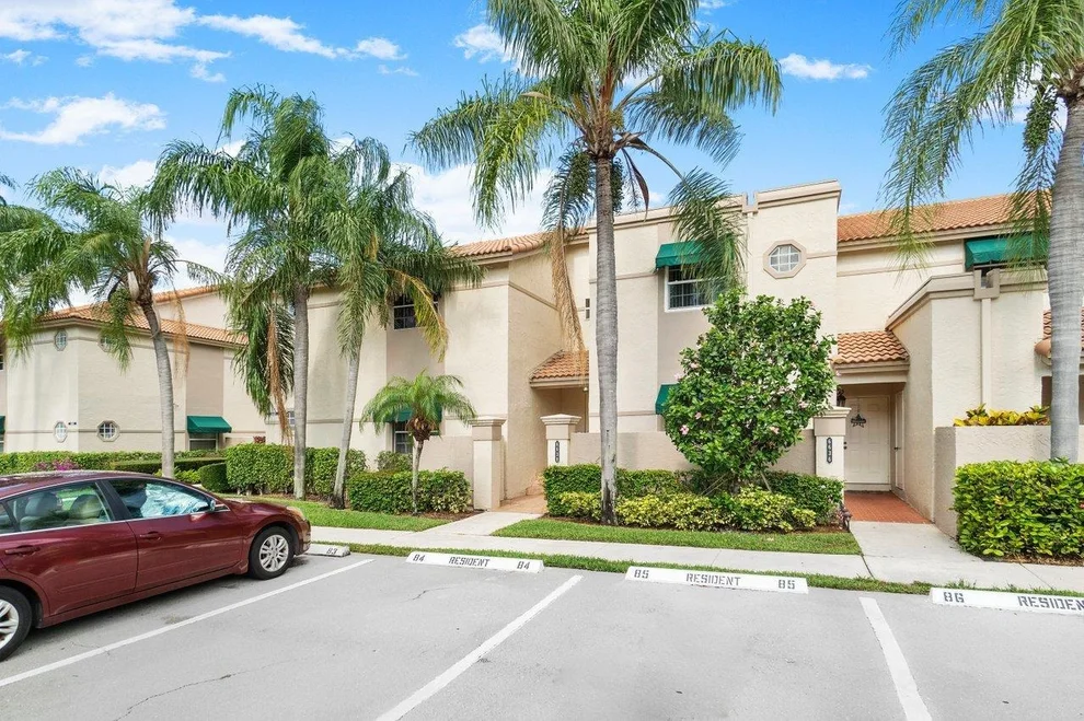 Unit for sale at 6638 Via Regina, Boca Raton, FL 33433