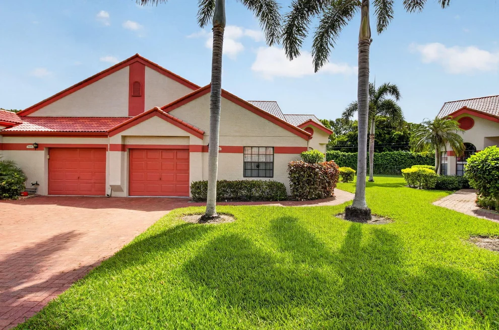 Unit for sale at 7537 Lexington Club Boulevard, Delray Beach, FL 33446