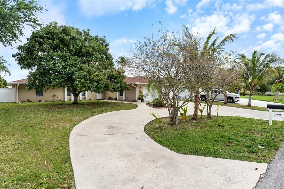 Unit for sale at 9926 Dogwood Avenue, Palm Beach Gardens, FL 33410
