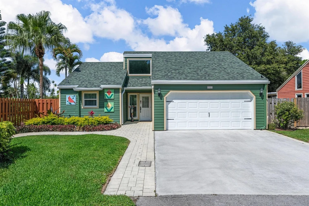 Unit for sale at 548 Sweet Wood Way, Wellington, FL 33414