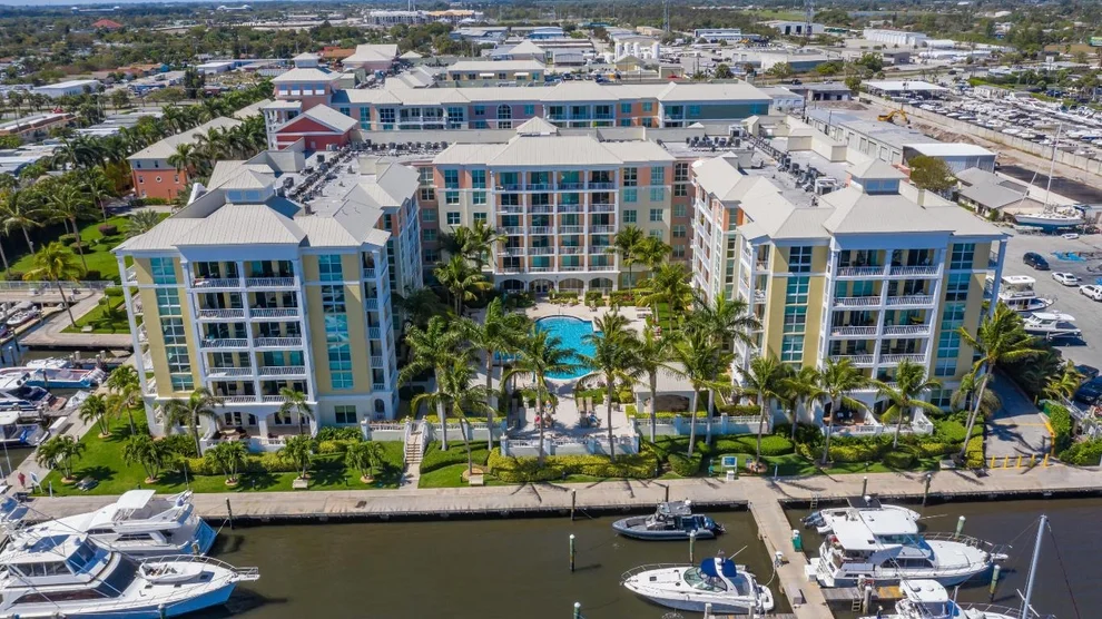 Unit for sale at 804 E Windward Way, Lantana, FL 33462
