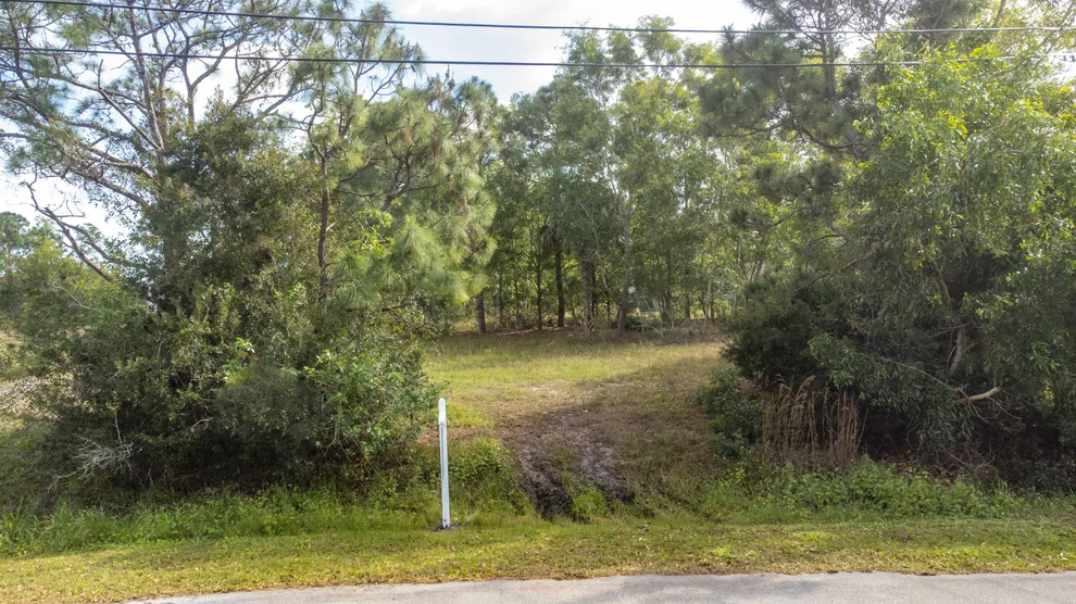 Unit for sale at 5542 NW North Lundy Cir Circle, Port St Lucie, FL 34986