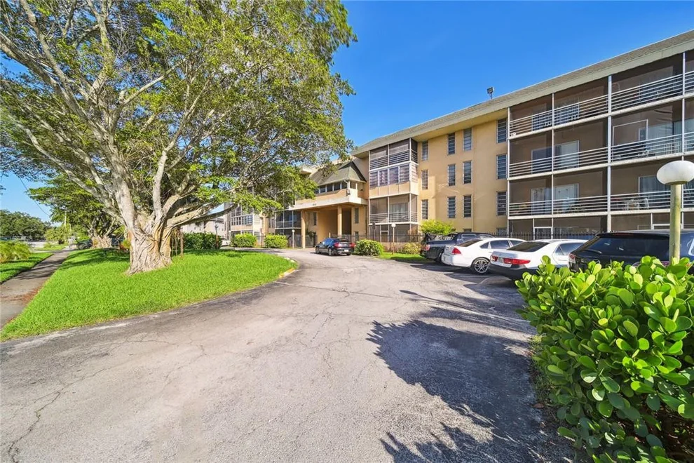Unit for sale at 4848 NW 24th Court, Lauderdale Lakes, FL 33313