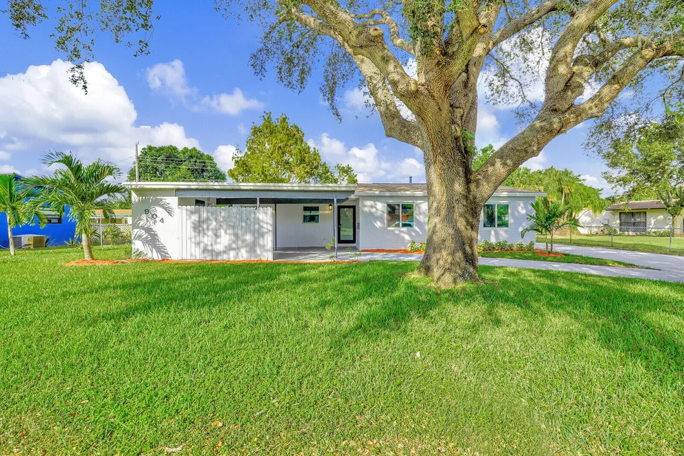 Unit for sale at 904 Lighthouse Drive, North Palm Beach, FL 33408