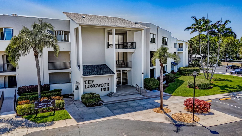 Unit for sale at 11811 Avenue Of The Pga, Palm Beach Gardens, FL 33418