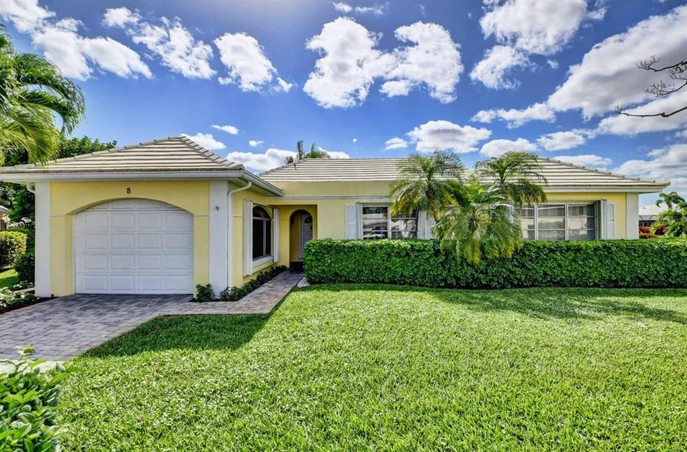 Unit for sale at 8 Acacia Drive, Boynton Beach, FL 33436