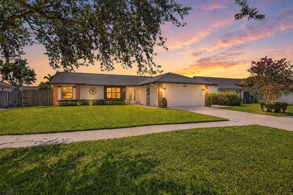 Unit for sale at 294 NW 42nd Way, Deerfield Beach, FL 33442