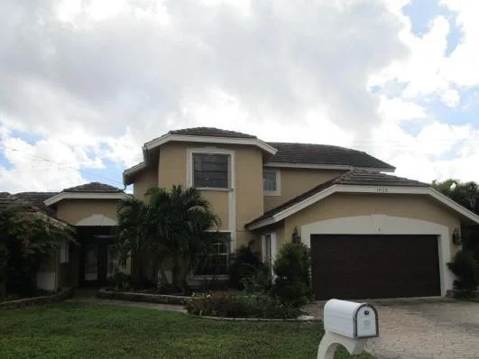 Unit for sale at 1820 NW 103rd Avenue, Plantation, FL 33322
