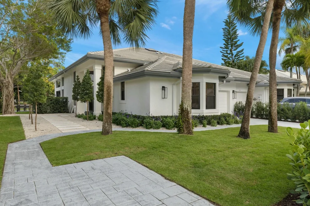 Unit for sale at 2680 Twin Oaks Way, Wellington, FL 33414