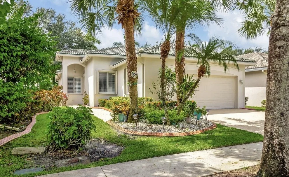 Unit for sale at 9592 Sandpiper Lane, West Palm Beach, FL 33411