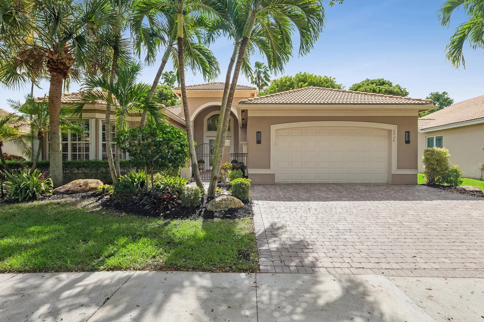 Unit for sale at 6934 Great Falls Circle, Boynton Beach, FL 33437