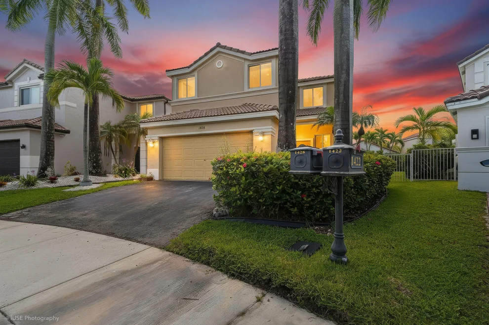 Unit for sale at 1428 CANARY ISLAND Drive, Weston, FL 33327
