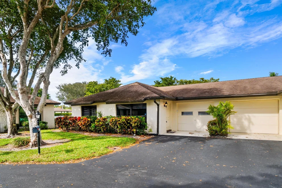 Unit for sale at 4831 Dovewood Circle, Boynton Beach, FL 33436