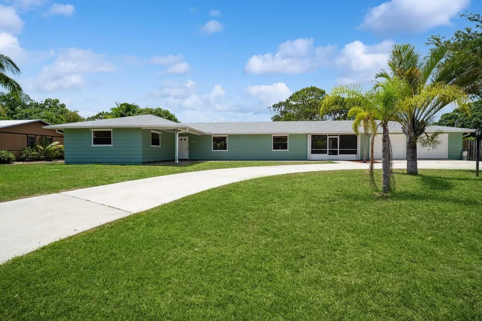 Unit for sale at 6001 Palm Drive, Fort Pierce, FL 34982