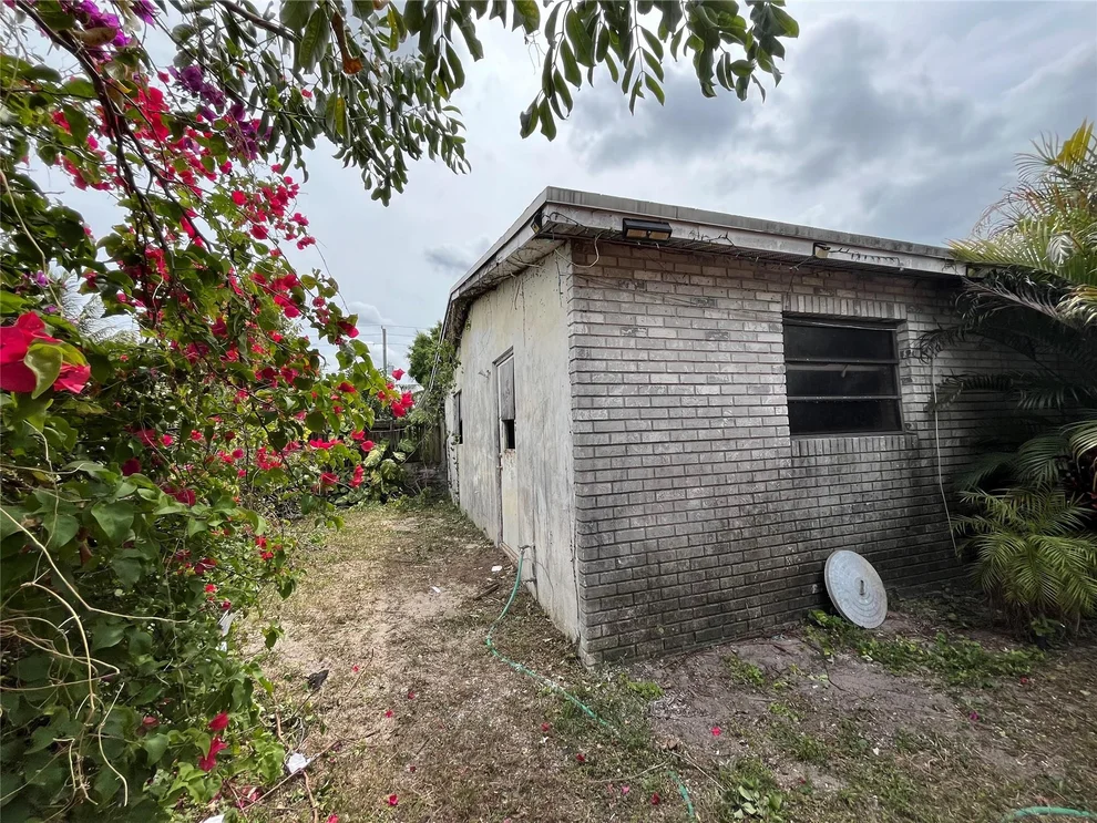 Unit for sale at 770 NW 40th Street, Oakland Park, FL 33309
