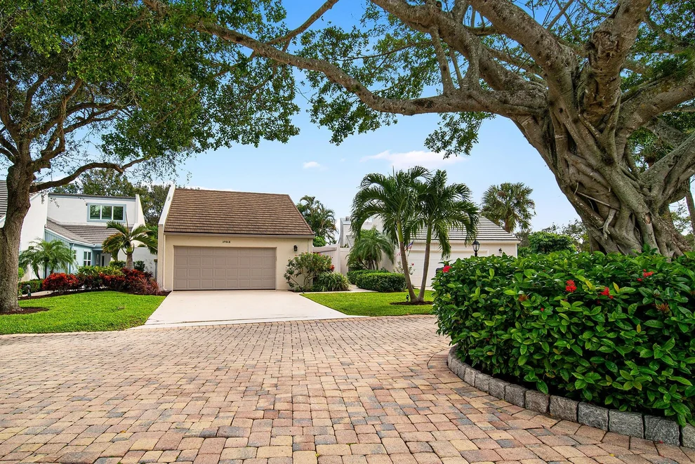 Unit for sale at 17012 Traverse Circle, Jupiter, FL 33477