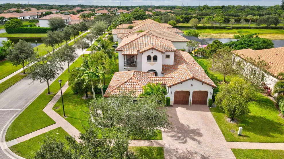 Unit for sale at 6231 Vireo Court, Lake Worth, FL 33463