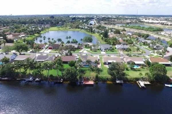 Unit for sale at 801 NW 8th Way, Boynton Beach, FL 33426