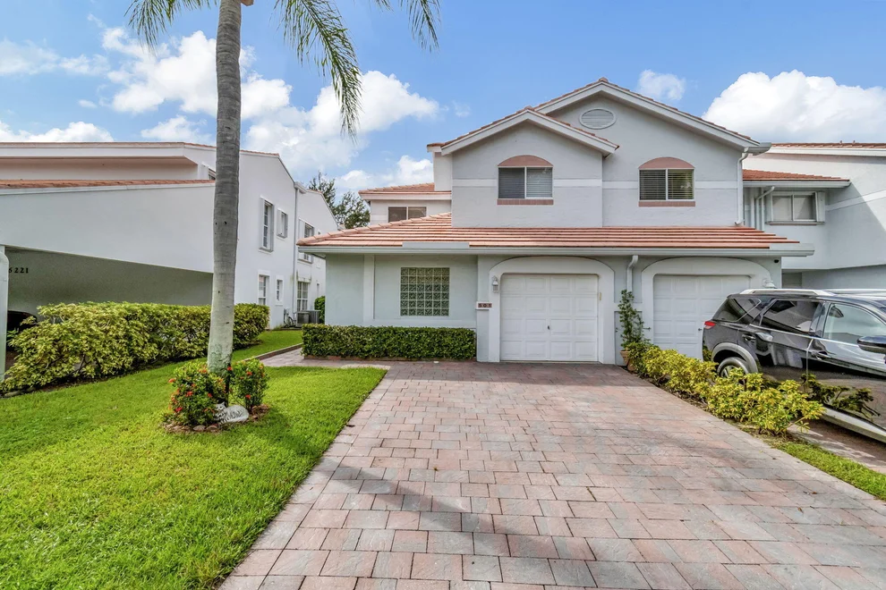 Unit for sale at 6215 Old Court Road, Boca Raton, FL 33433