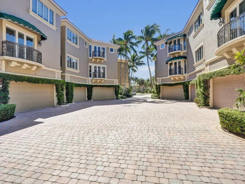 Unit for sale at 921 Osceola Drive, Boca Raton, FL 33432