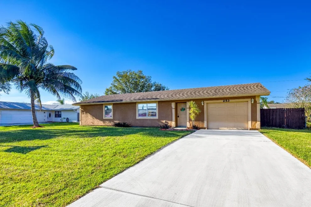 Unit for sale at 253 SW Starflower Avenue, Port St Lucie, FL 34953