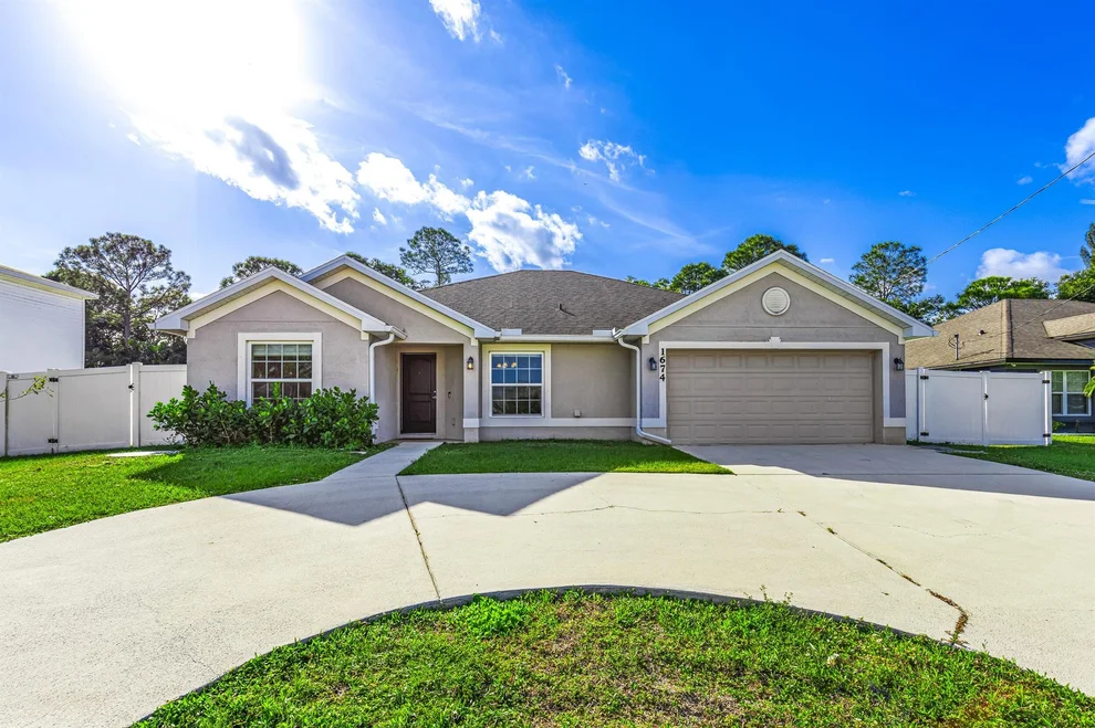 Unit for sale at 1674 SW Airoso Boulevard, Port St Lucie, FL 34984