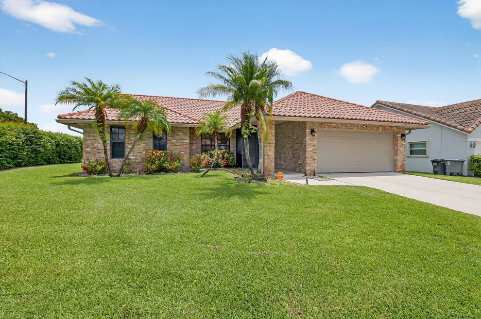 Unit for sale at 10081 Canoe Brook Circle, Boca Raton, FL 33498