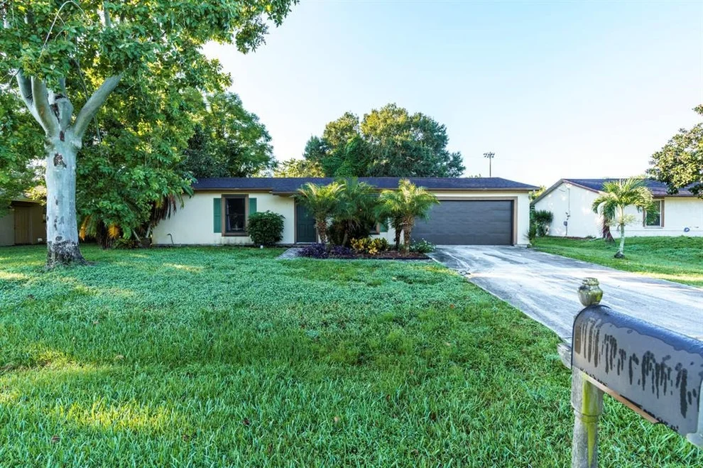 Unit for sale at 722 SW Dolores Avenue, Port St Lucie, FL 34983