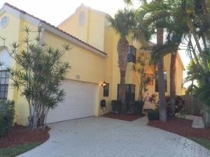 Unit for sale at 2644 La Lique Circle, Palm Beach Gardens, FL 33410