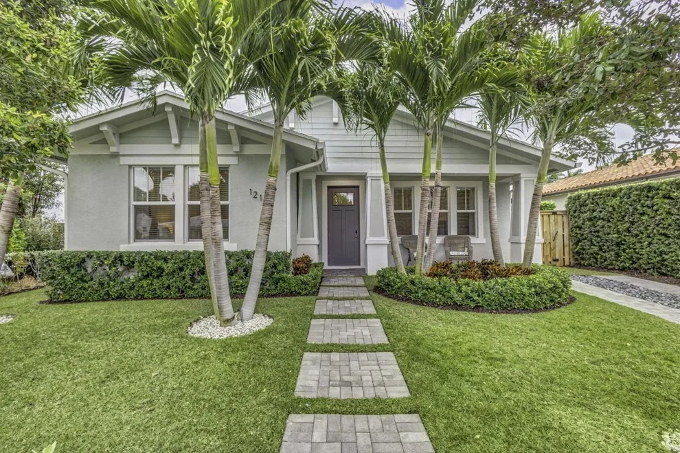 Unit for sale at 1218 N Palmway, Lake Worth Beach, FL 33460